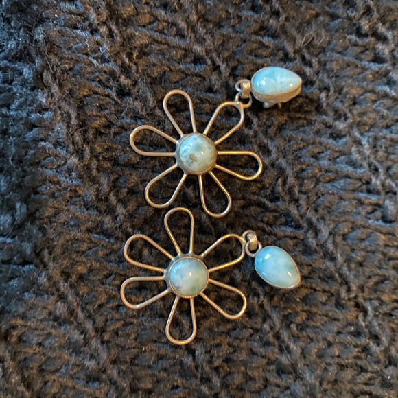 Larimar and Pearl Set - Picture 4 of 8